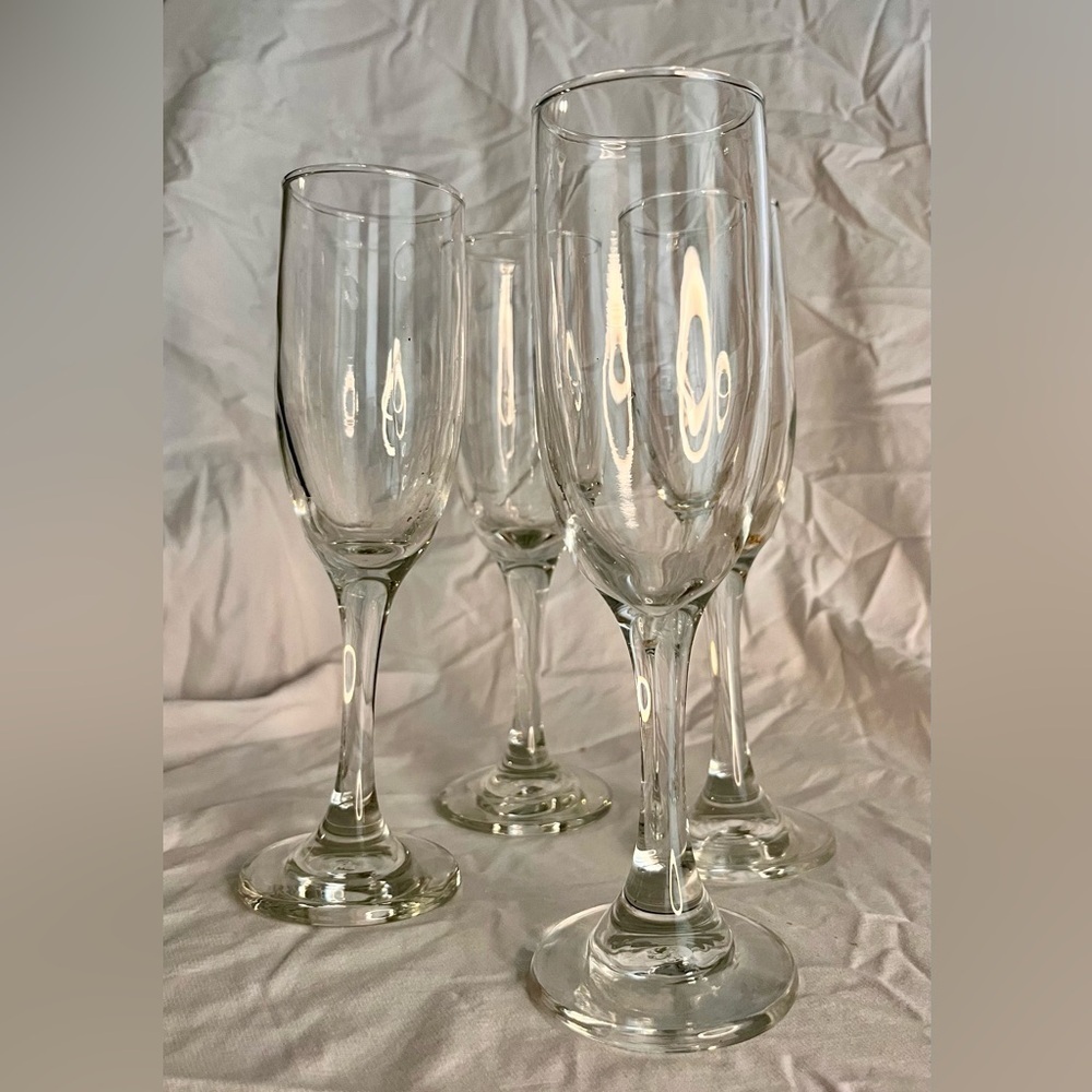 Cristar Champagne Flutes Set of 4 Clear Glass Stemware 8" Tall Party Celebration